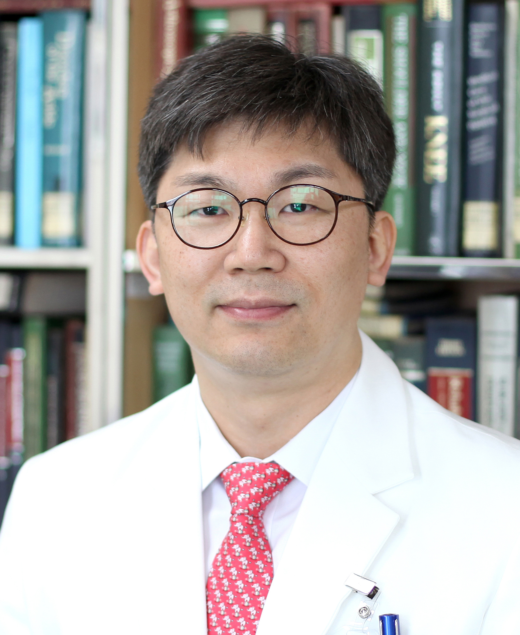 Yong Jin Cho