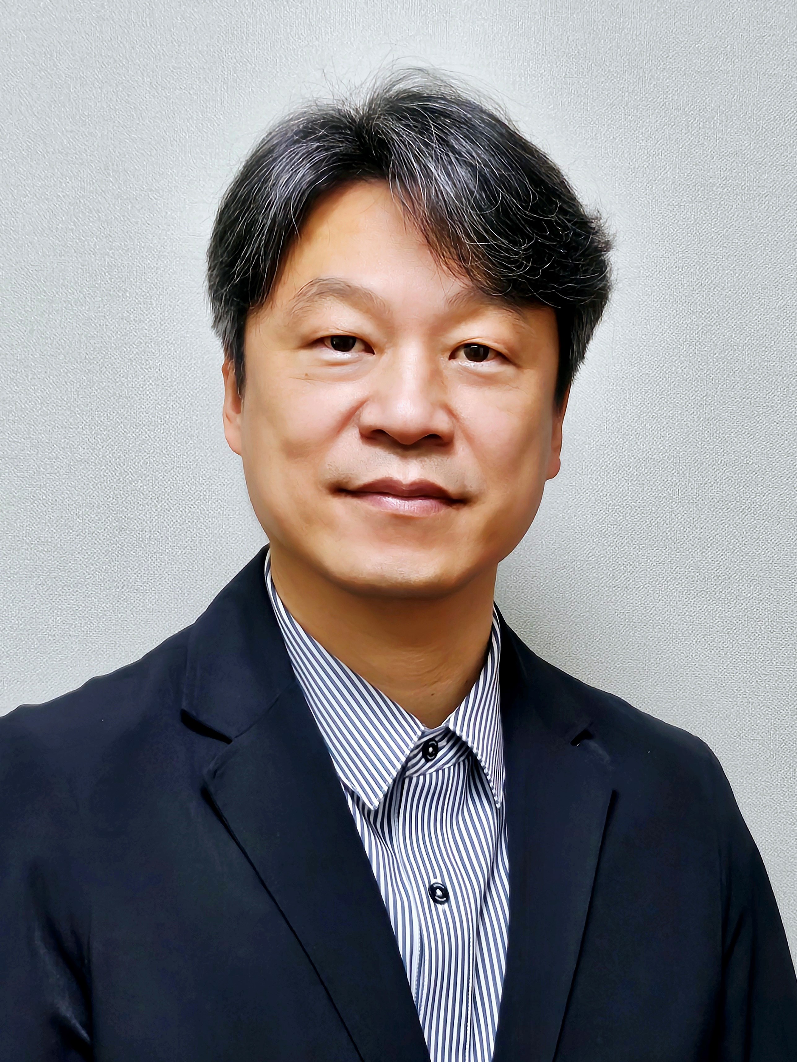 Keun Ho Park