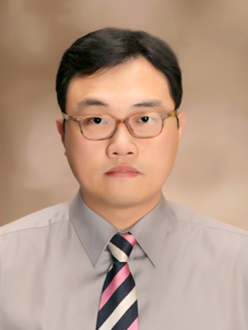 Hyun Kuk Kim